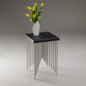 What are the Most Important Things When Choosing a Modern Accent Table?