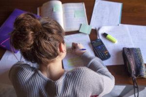 Challenges Faced by Students in Arts Assignment Help