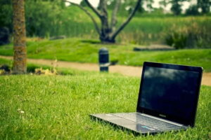 The Benefits of Laptops with Built-in Printers